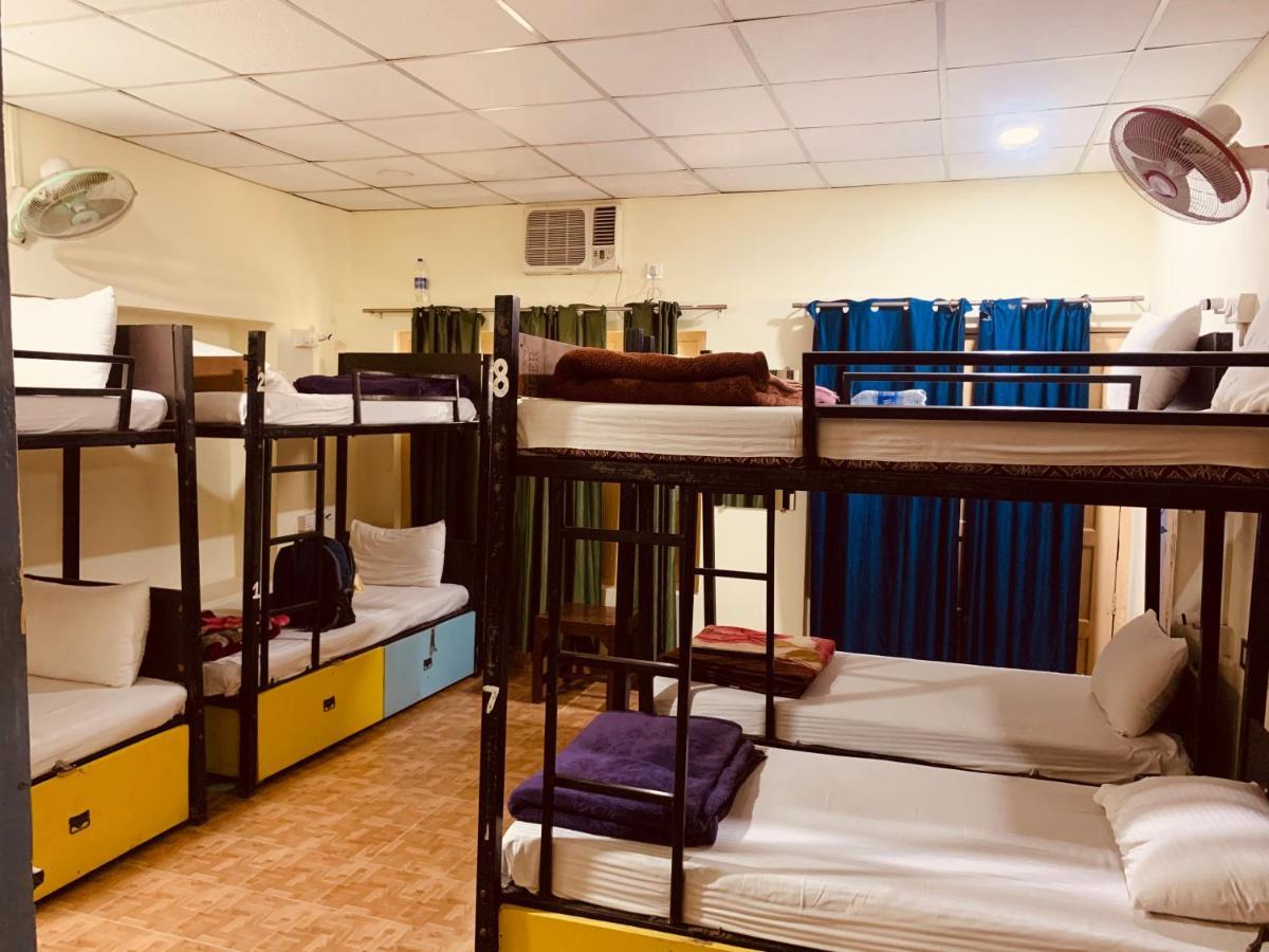 Vagabond Stay Hostel Βαρανάσι Εξωτερικό φωτογραφία