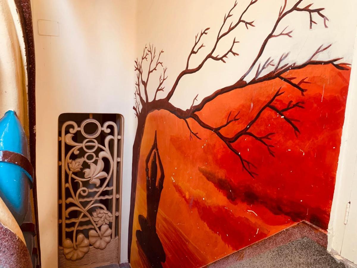 Vagabond Stay Hostel Βαρανάσι Εξωτερικό φωτογραφία