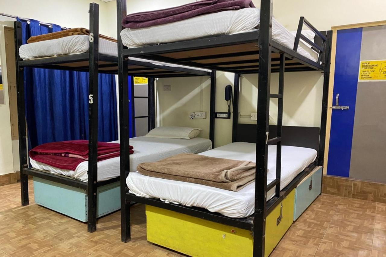 Vagabond Stay Hostel Βαρανάσι Εξωτερικό φωτογραφία