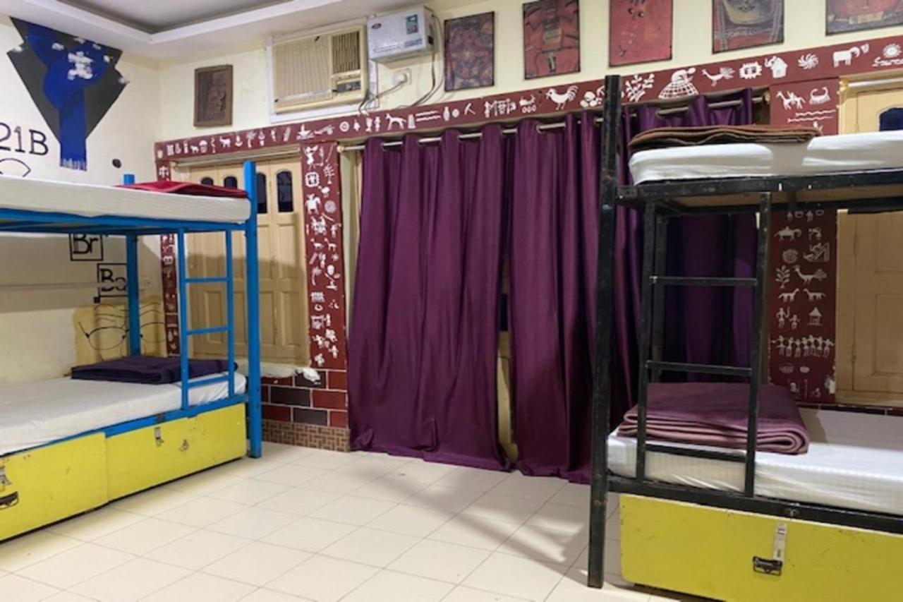 Vagabond Stay Hostel Βαρανάσι Εξωτερικό φωτογραφία