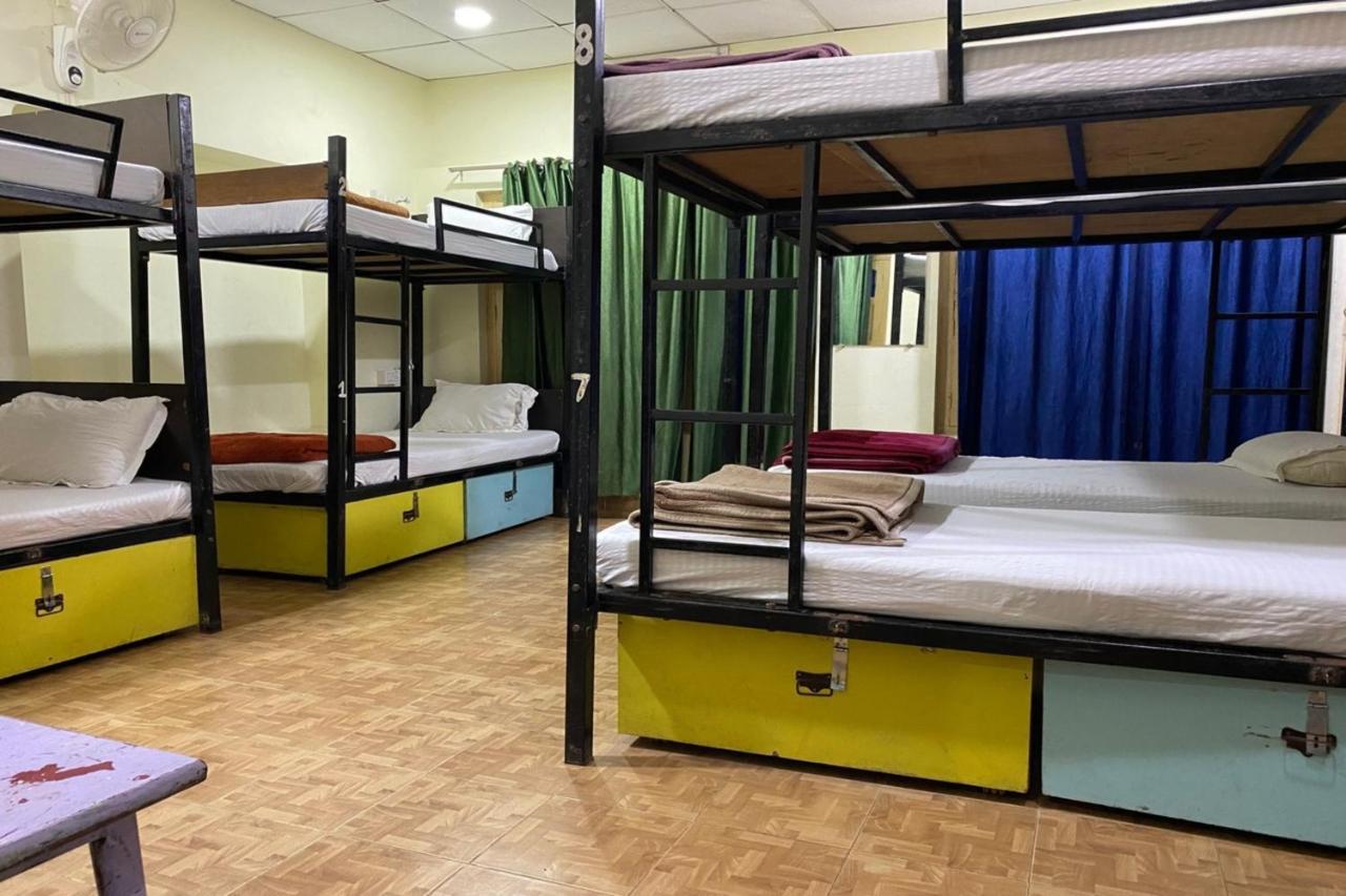 Vagabond Stay Hostel Βαρανάσι Εξωτερικό φωτογραφία