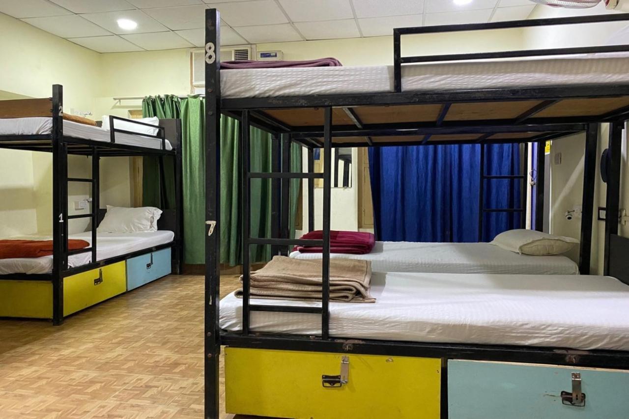 Vagabond Stay Hostel Βαρανάσι Εξωτερικό φωτογραφία