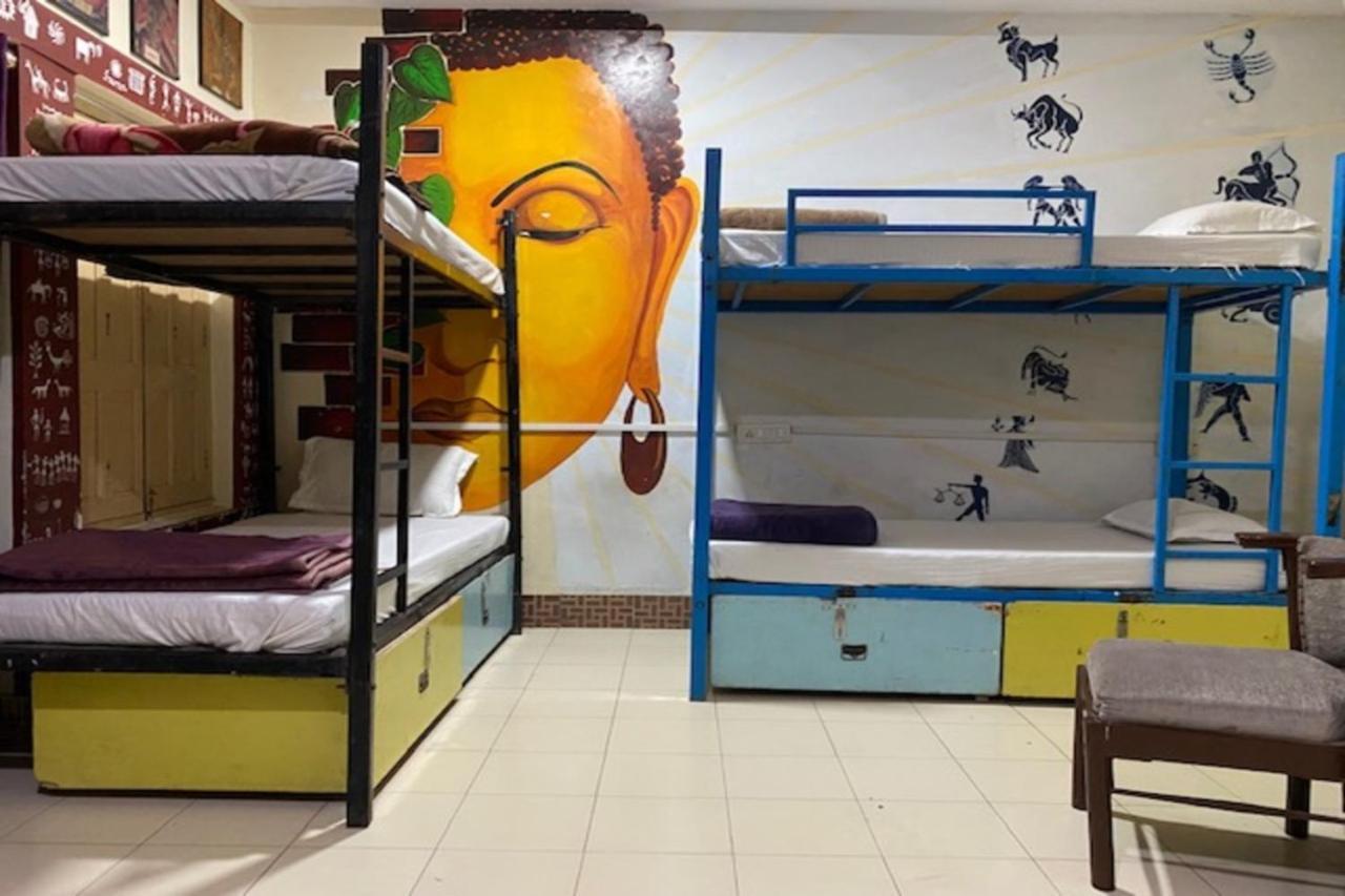 Vagabond Stay Hostel Βαρανάσι Εξωτερικό φωτογραφία