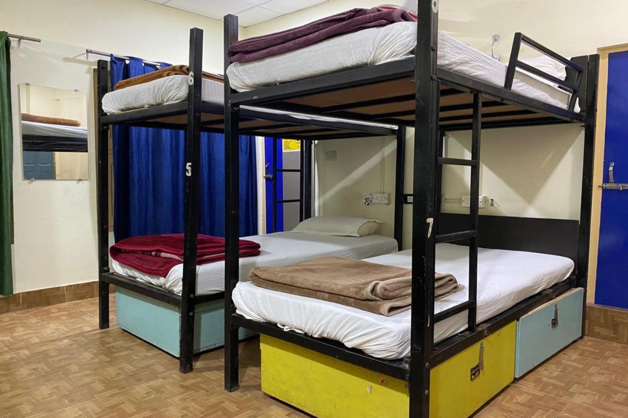 Vagabond Stay Hostel Βαρανάσι Εξωτερικό φωτογραφία