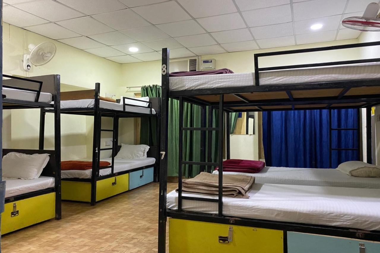 Vagabond Stay Hostel Βαρανάσι Εξωτερικό φωτογραφία