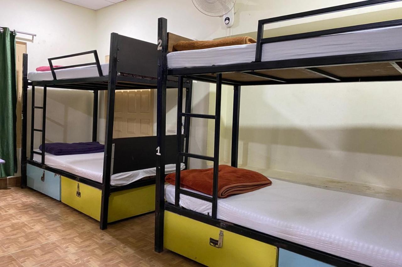 Vagabond Stay Hostel Βαρανάσι Εξωτερικό φωτογραφία
