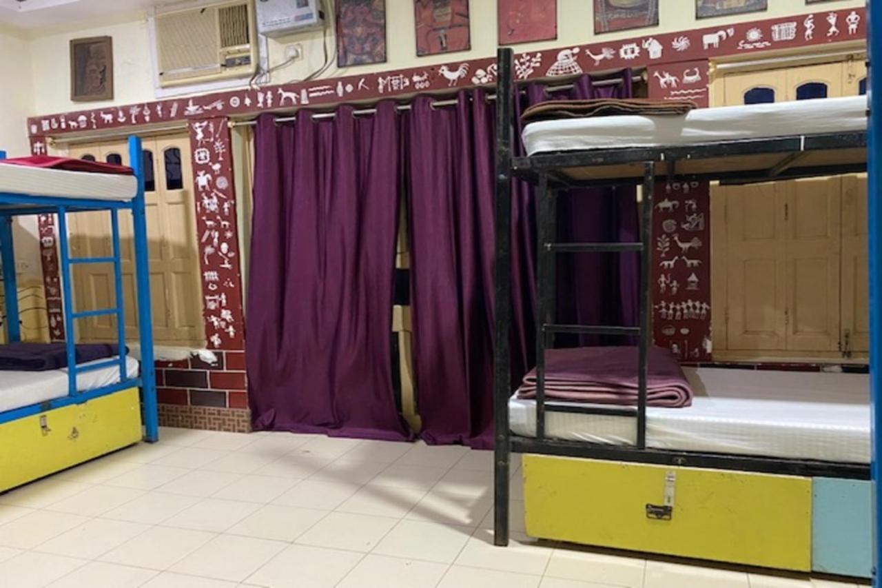 Vagabond Stay Hostel Βαρανάσι Εξωτερικό φωτογραφία