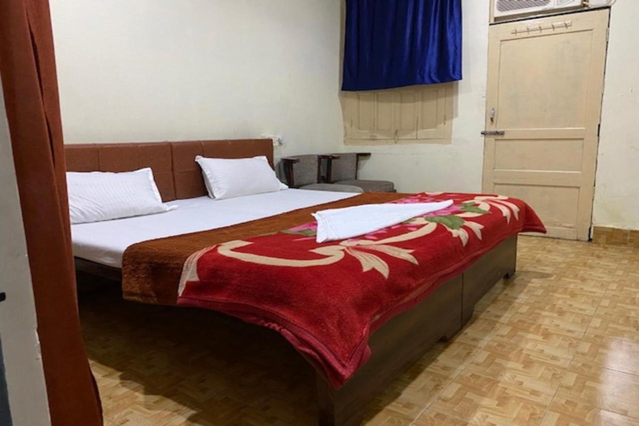 Vagabond Stay Hostel Βαρανάσι Εξωτερικό φωτογραφία